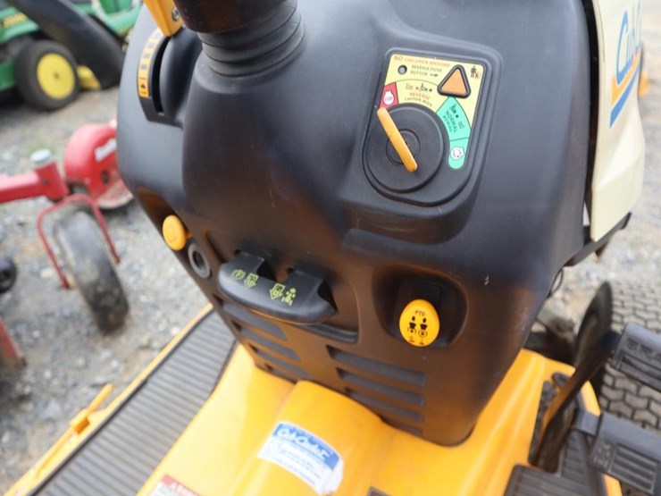 cub-cadet-gt2550-image-19