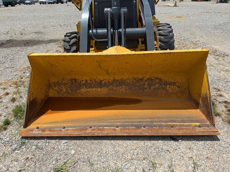 #43053-•-2024-john-deere-320p-backhoe-loader-1t0320pacrfx07150-inv#-43053-image-32