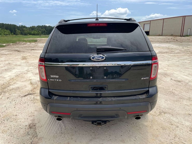 2014-ford-explorer-limited-image-6