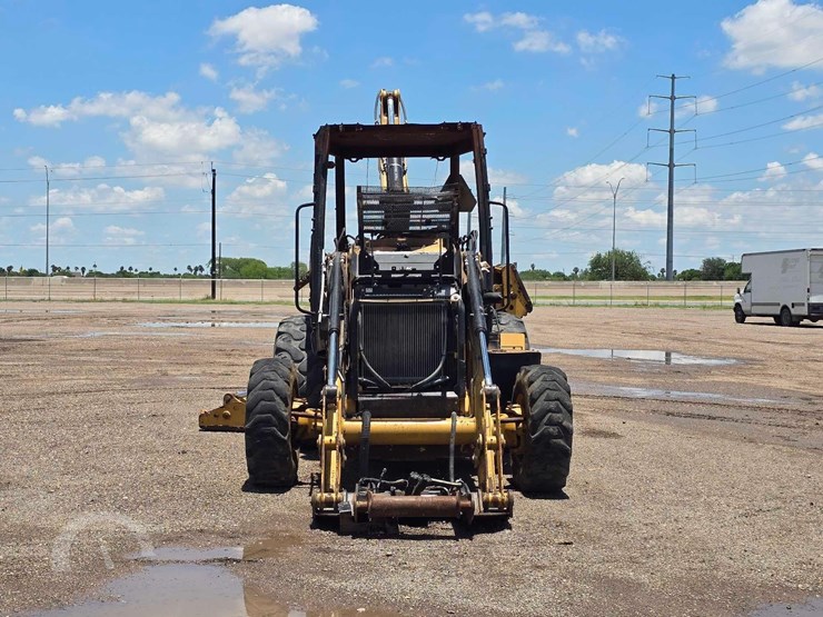 2018-caterpillar-420f2-it-image-7