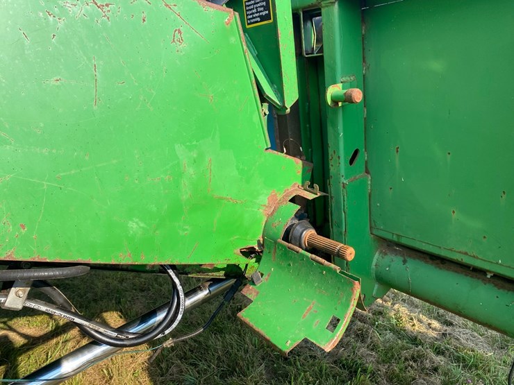 john-deere-9600-4x4-combine-image-63