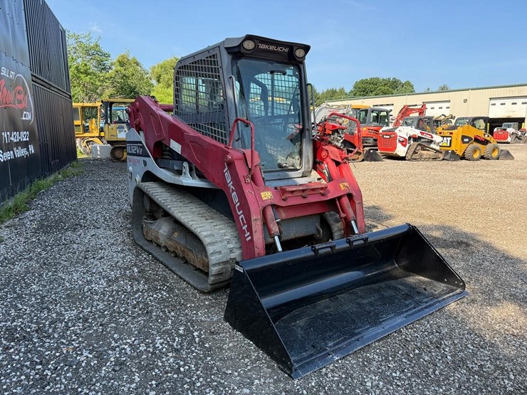 2017-takeuchi-tl12v2-image-6