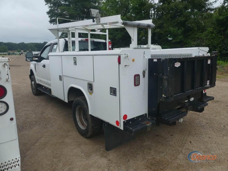 2017-ford-f350-image-3