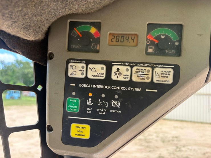 bobcat-864-image-13