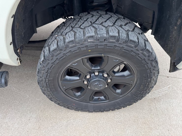 2016-dodge-ram-2500-image-45
