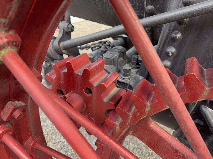 russell-portable-steam-engine-image-37