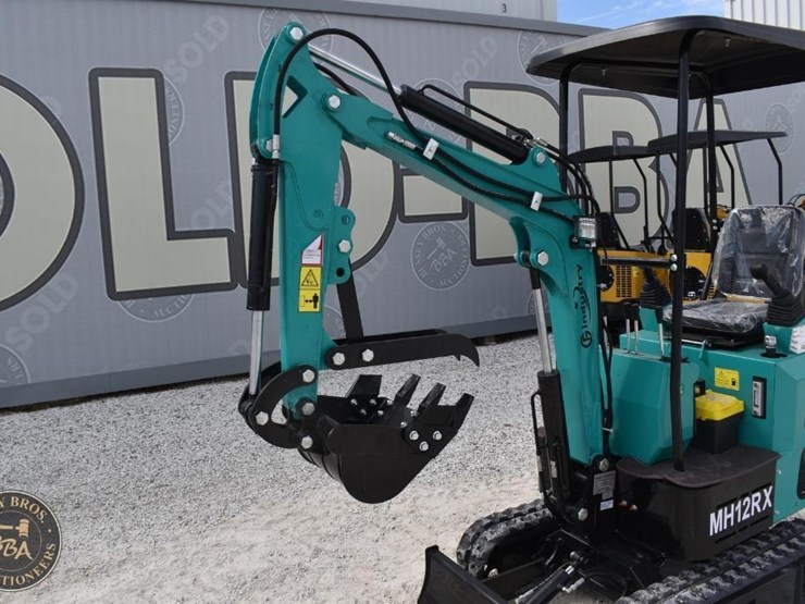 cfg-mini-excavator-45618-image-9