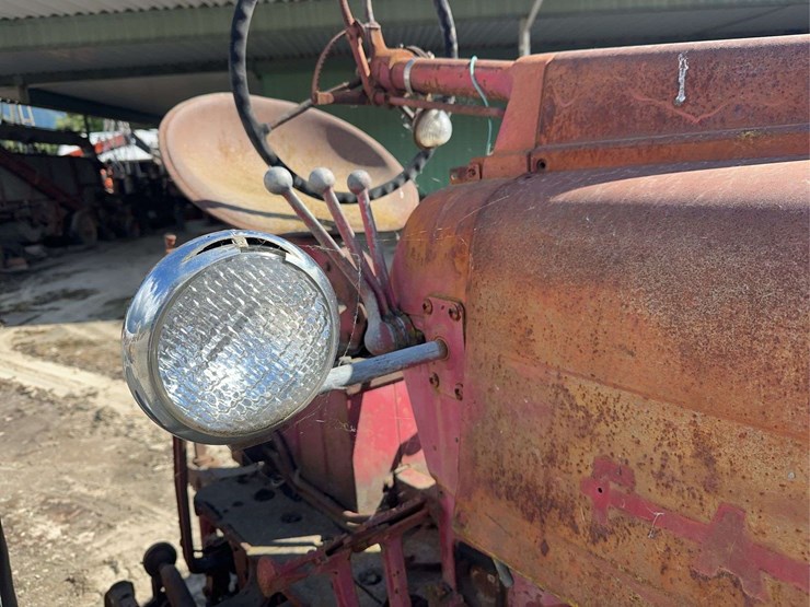 farmall-300-gas-image-19