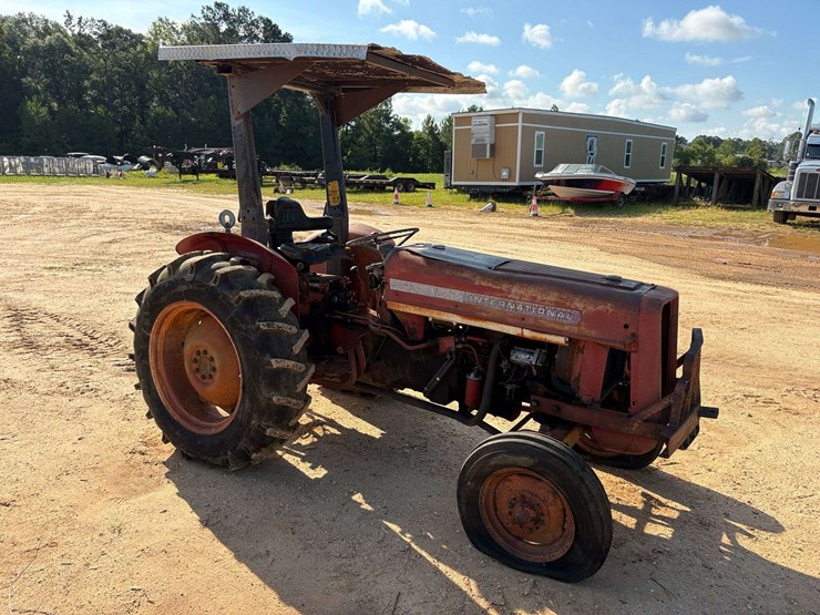 international-444-image-4