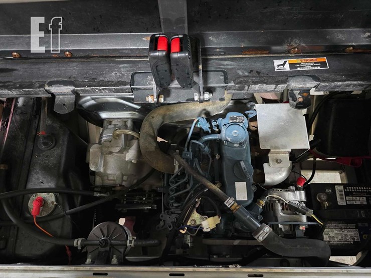 club-car-carryall-1500-image-15