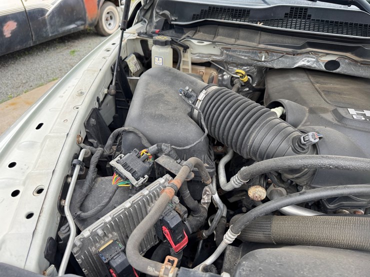 2016-dodge-ram-2500-image-34