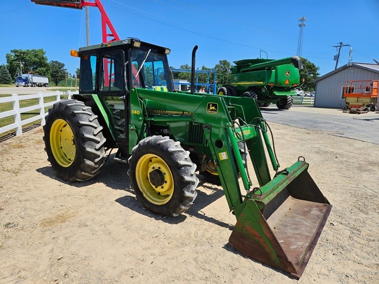 john-deere-5400-image-7