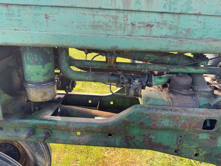 john-deere-model-b-image-9