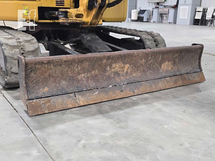 2019-caterpillar-303.5e2-cr-image-14
