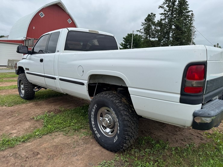 1999-dodge-ram-2500-image-10