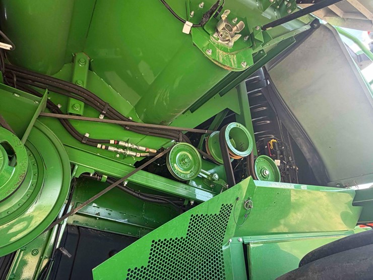 2019-john-deere-s780-image-33