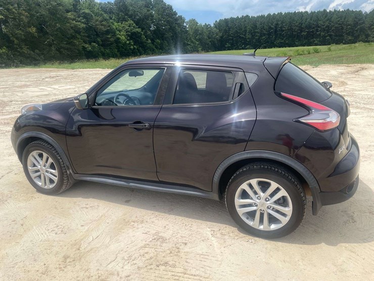 2015-nissan-juke-image-2