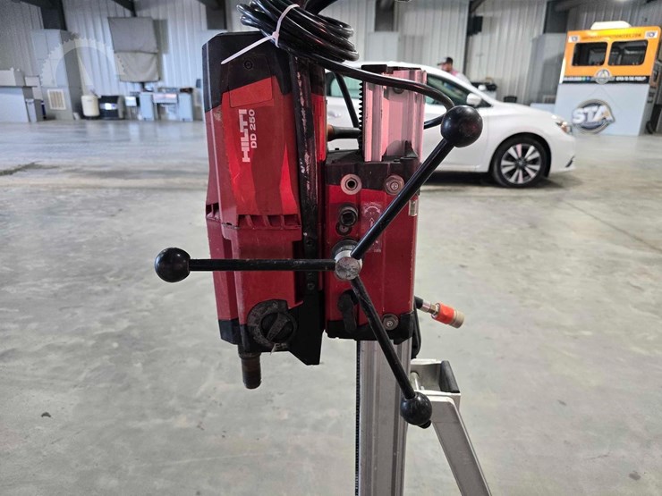 hilti-dd-250-e-core-drill-rig-image-5