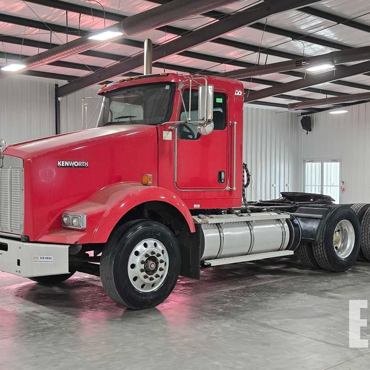 2013 KENWORTH T800