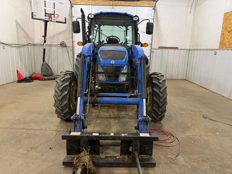 new-holland-t4.75-image-2