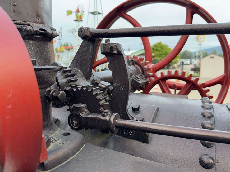 russell-portable-steam-engine-image-24