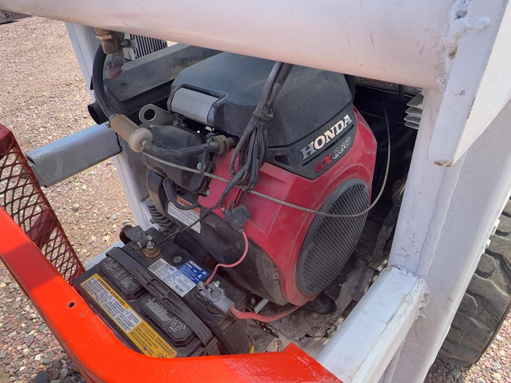 bobcat-m371-image-16