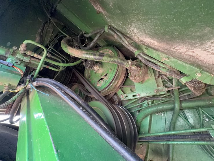 1981-john-deere-8820-image-44