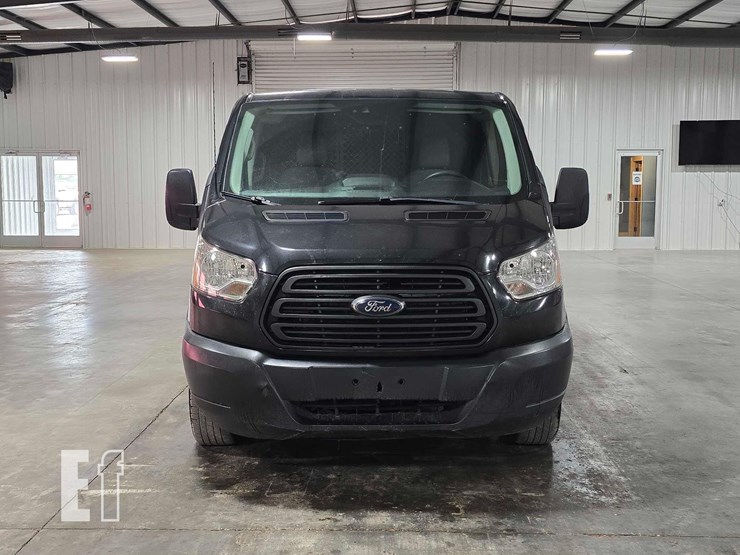 2015-ford-transit-image-7