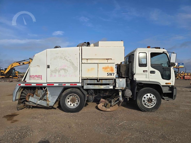 2002-gmc-t7500-image-6