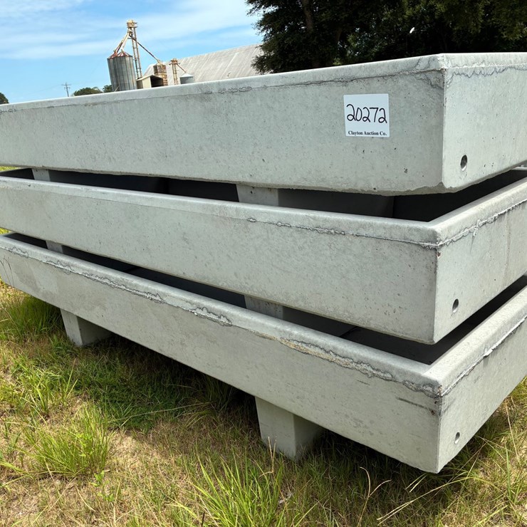 #20272 • Feed troughs