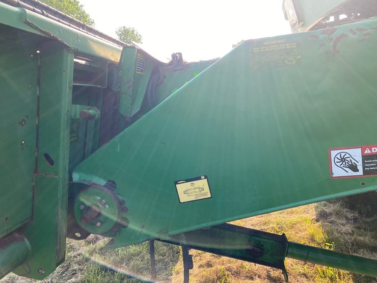 john-deere-9600-4x4-combine-image-87