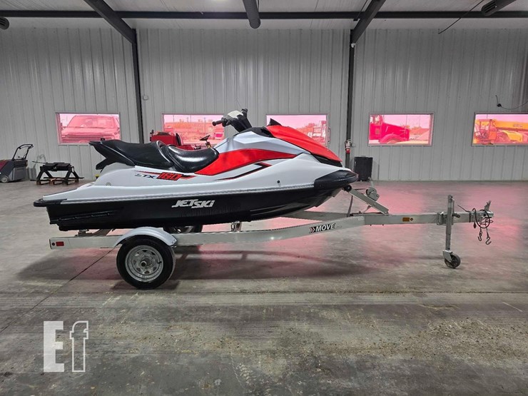 kawasaki-stx160-jet-ski-image-6
