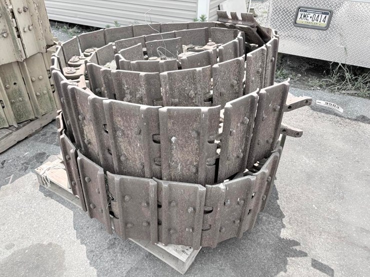caterpillar-d4c-image-1