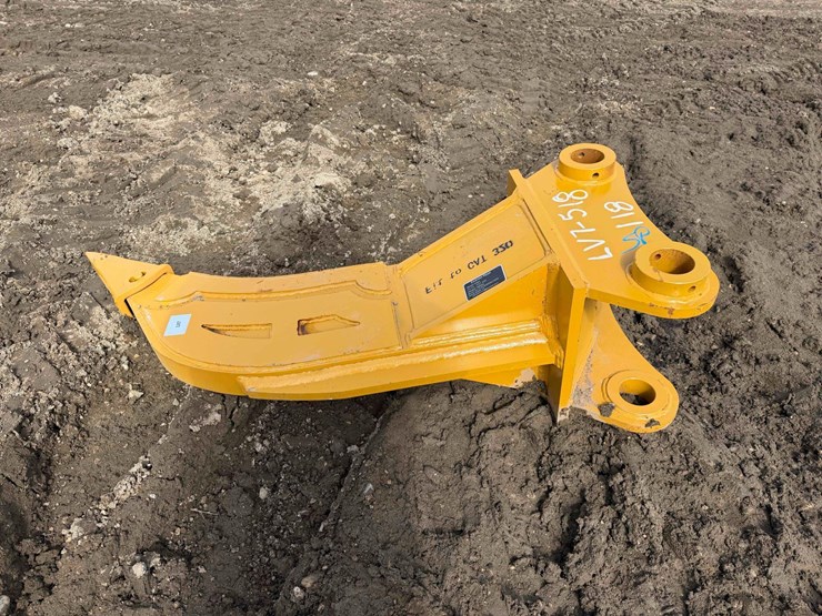 caterpillar-320-image-2