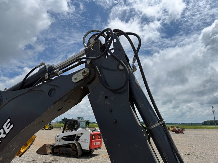 #43053-•-2024-john-deere-320p-backhoe-loader-1t0320pacrfx07150-inv#-43053-image-7