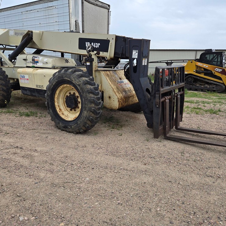 Ingersoll Rand VR843C Telehandler