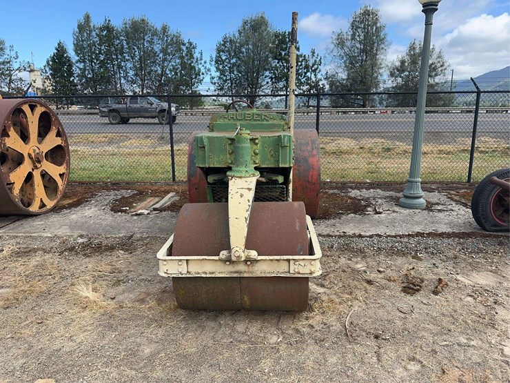 huber-road-roller-image-8