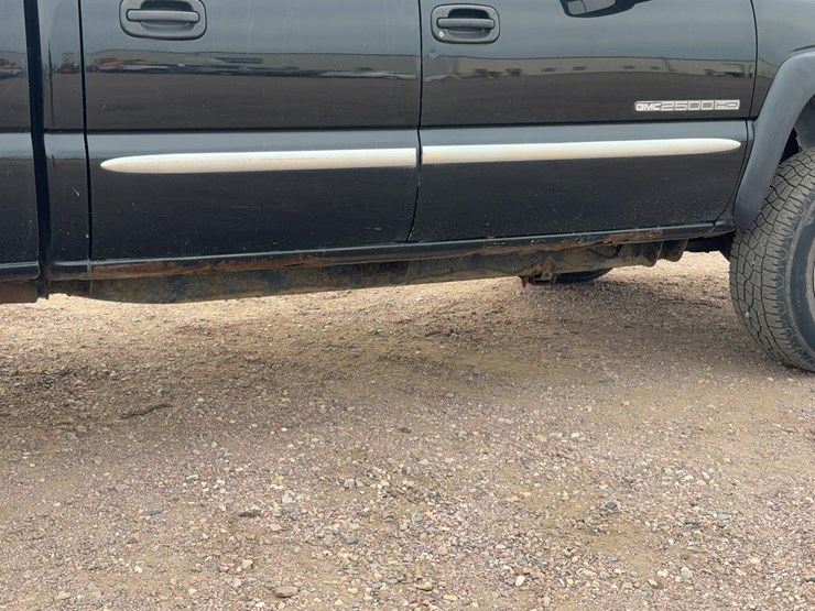 2003-gmc-sierra-2500hd-image-22
