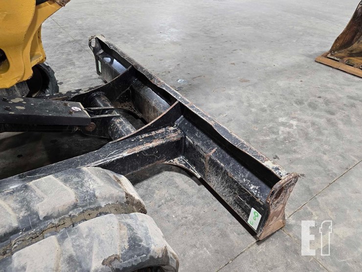 2021-caterpillar-306cr-image-15