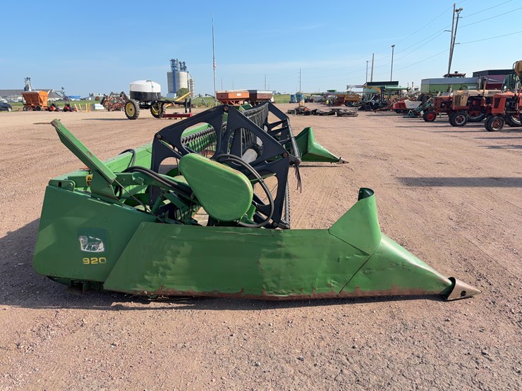 john-deere-920-image-4