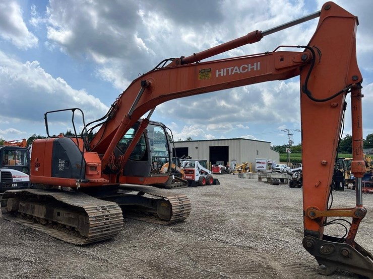 2005-hitachi-zx225us-lc-image-8