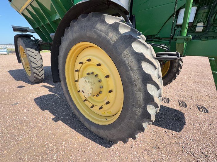 2012-john-deere-4940-image-53