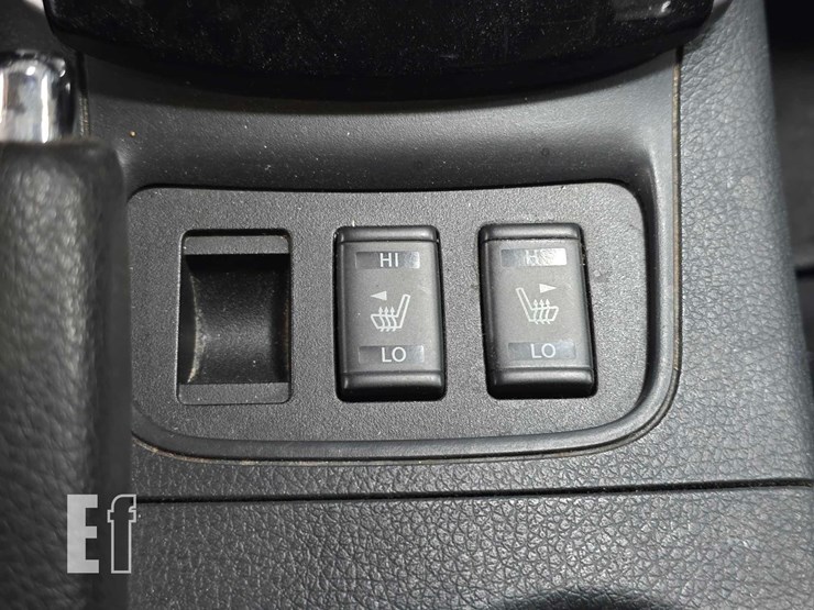 2017-nissan-sentra-image-16