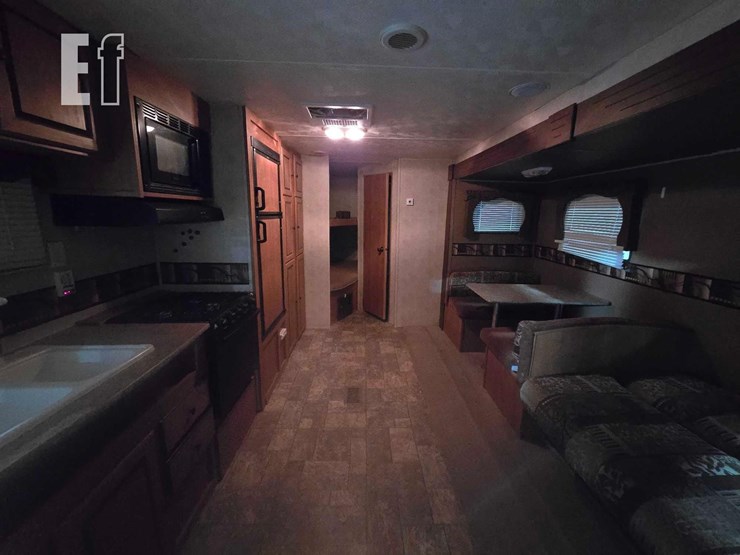 2014-palomino-canyon-cat-27rbsc-image-13