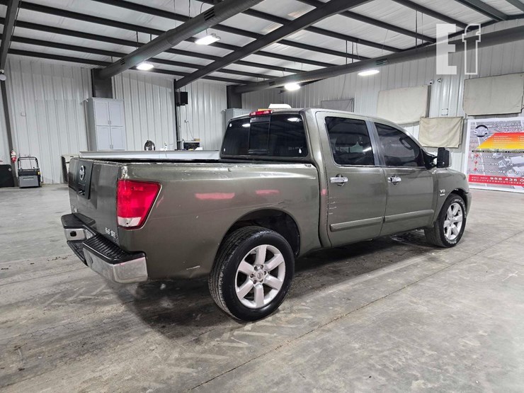 2004-nissan-titan-image-3