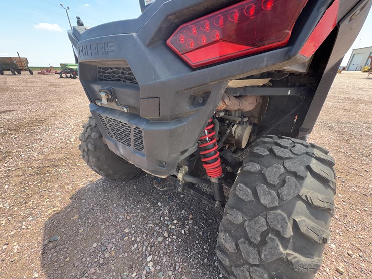 polaris-rzr-900-image-25