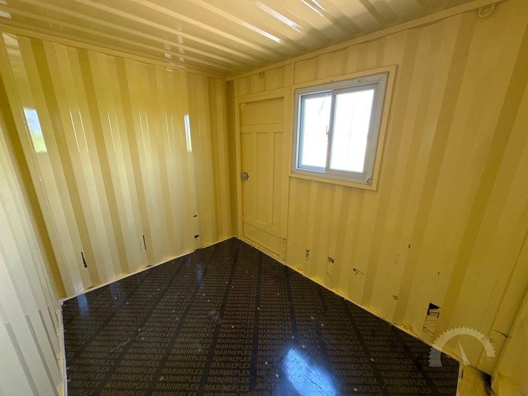new-10-foot-high-cube-storage-container-image-10