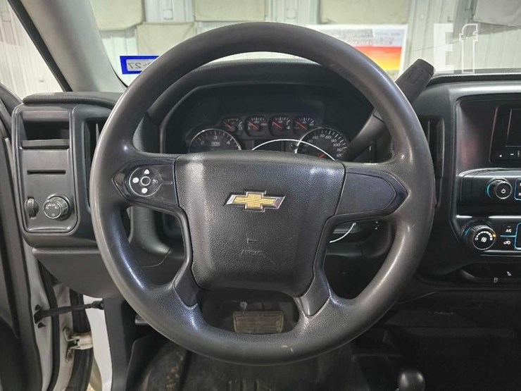 2014-chevrolet-silverado-1500-image-10