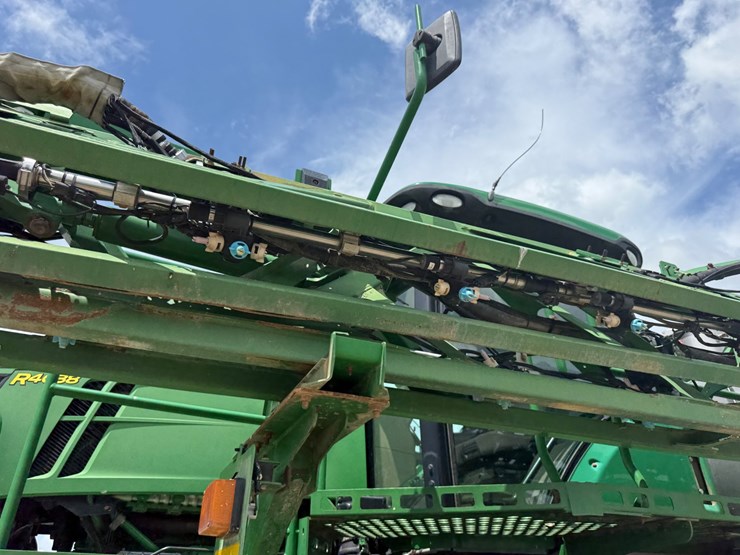 2016-john-deere-r4038-image-83