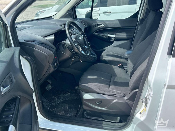 2015-ford-transit-connect-image-11